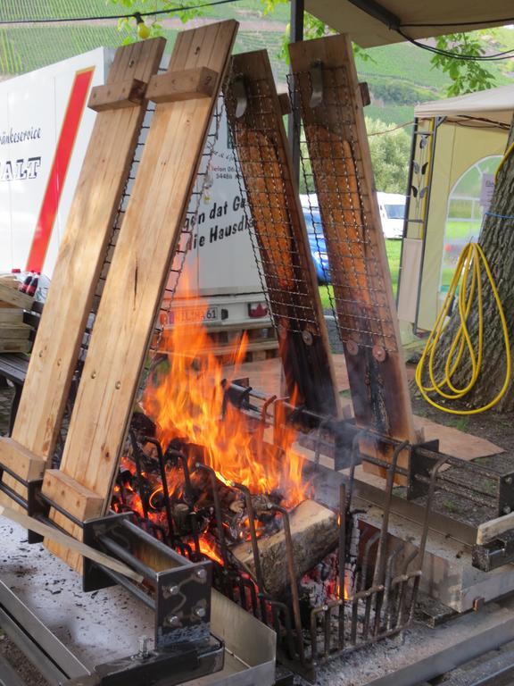 Juffer Flair Restaurant Gaestehaus Brauneberg Eksteriør bilde